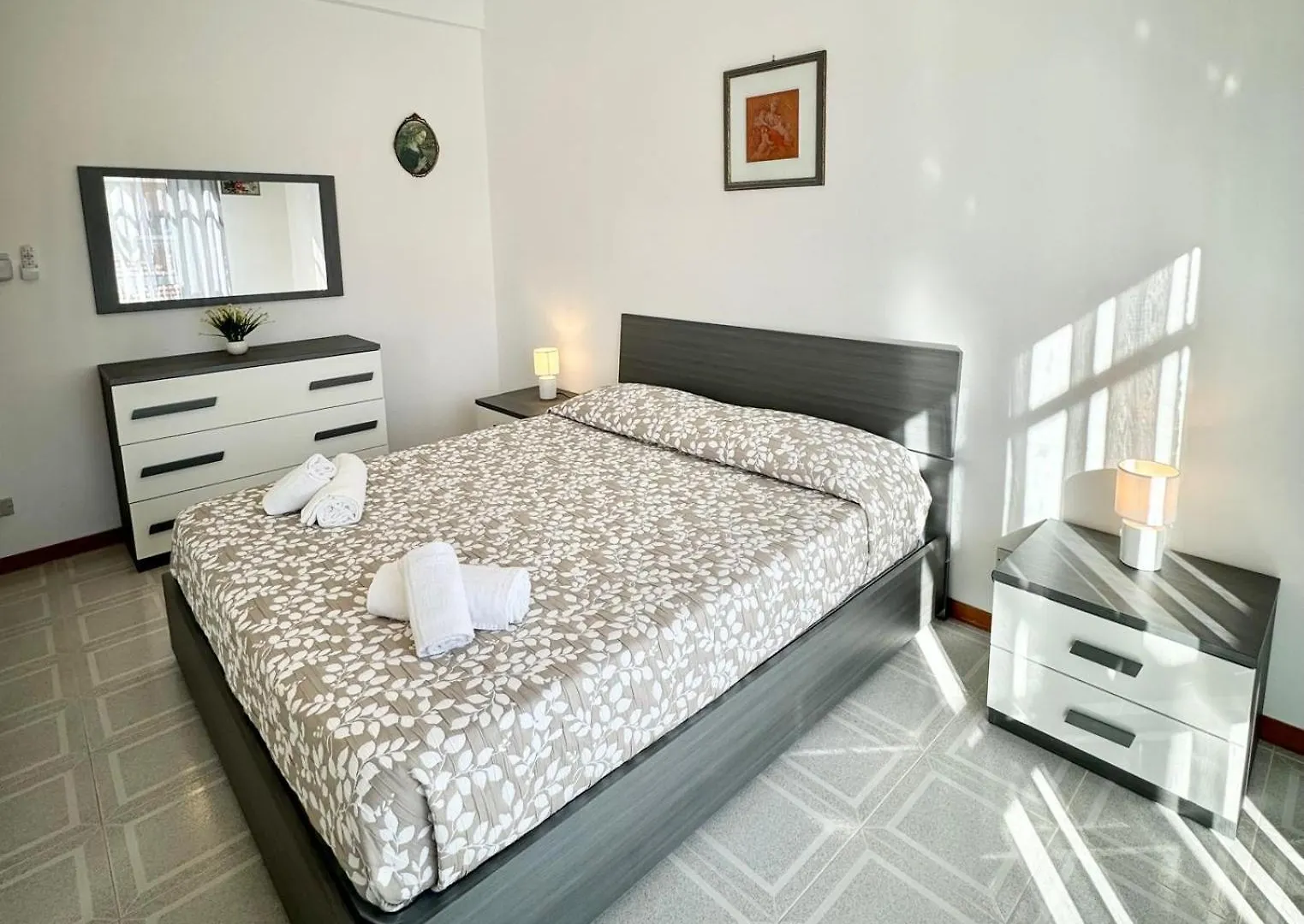 Hostdomus - Ela House Apartment Finale Ligure 0*,